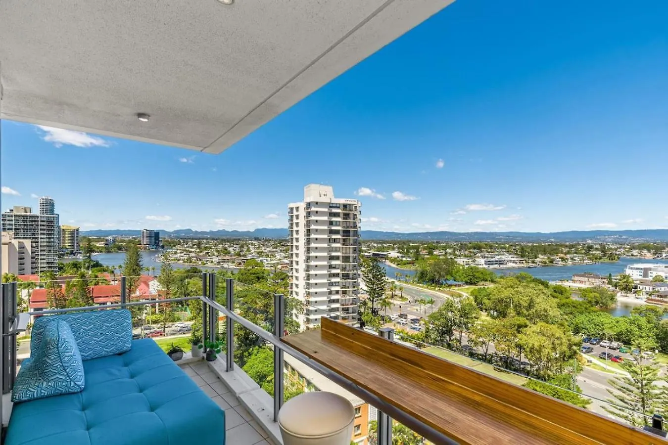 Lovely 1 Bed Apartment With Stunning Views Pool Gold Coast 0*,  Australia